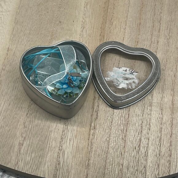 Large Heart Shaped Glass Pendant 3D Blue White Flower Inside Necklace - Picture 7 of 7